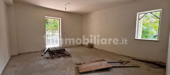 5 غرف نوم شقة في Civitella Roveto, Italy رقم 133996 16