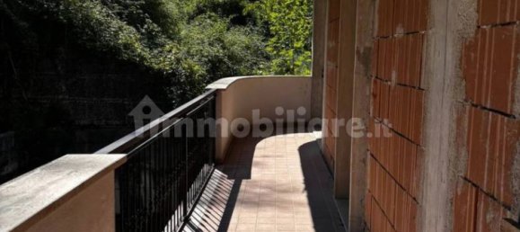 5 غرف نوم شقة في Civitella Roveto, Italy رقم 133996 18