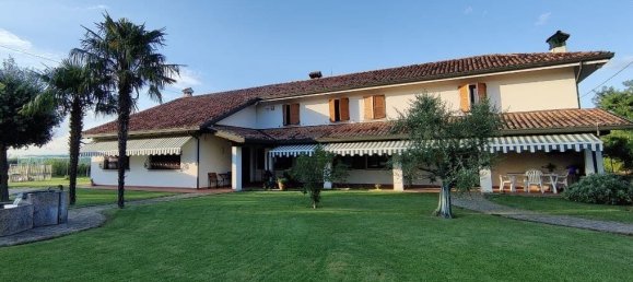 Villa de 13 habitaciónes en Udine, Italy No. 114359 2