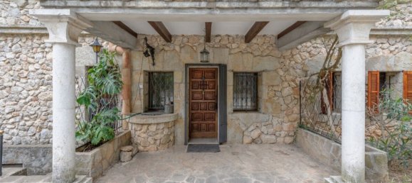 7 bedrooms Castles in Pollenca, Spain No. 30674 8