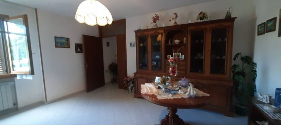 5 bedrooms Villa in Monsummano Terme, Italy No. 357380 2