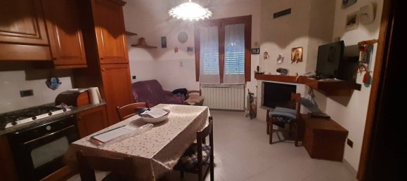 5 bedrooms Villa in Monsummano Terme, Italy No. 357380 3