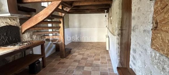 1 bedroom Apartment in Senlis, France No. 236962 6