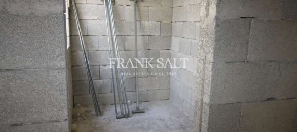 Ático de 3 dormitorios en Marsaskala, Malta No. 1084 4