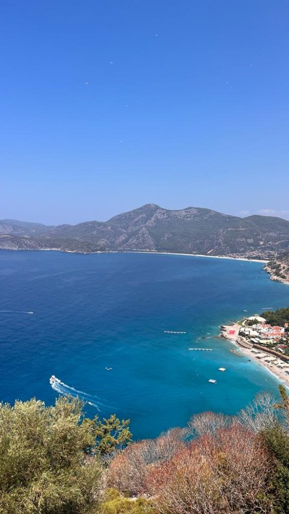 Terreno de 4 dormitorios en Oludeniz, Turkey No. 4570