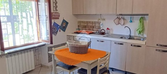 2 bedrooms Apartment in Rome, Italy No. 263316 3
