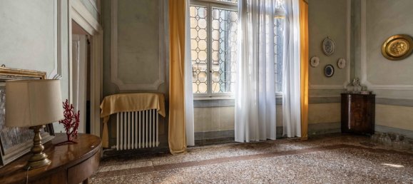 4 bedrooms Apartment in Venice, Italy No. 350541 15