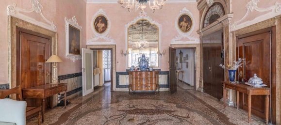 4 bedrooms Apartment in Venice, Italy No. 350541 4