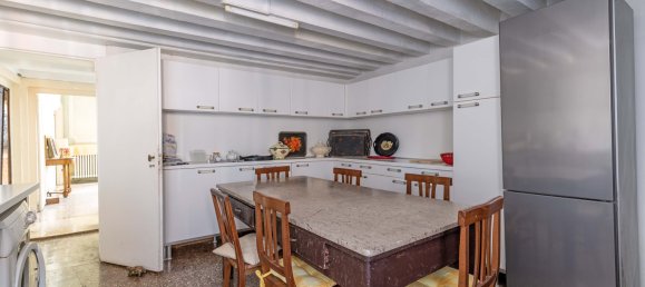 4 bedrooms Apartment in Venice, Italy No. 350541 23