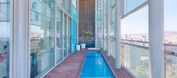 3 bedrooms Penthouse in Sant Marti, Spain No. 19234 3