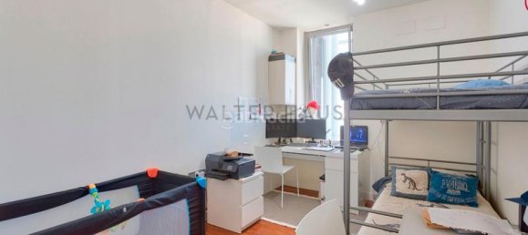 3 bedrooms Penthouse in Sant Marti, Spain No. 19234 16