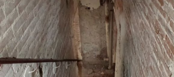 Casa de 6 habitaciónes en Pescia, Italy No. 93040 16