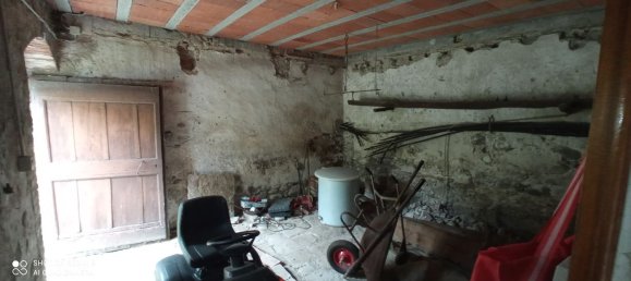 Casa de 6 habitaciónes en Pescia, Italy No. 93040 10