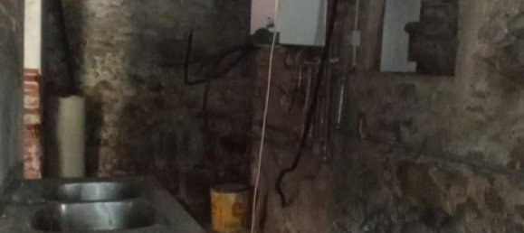 Casa de 6 habitaciónes en Pescia, Italy No. 93040 5