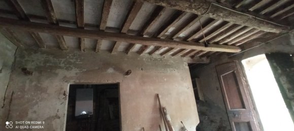 Casa de 6 habitaciónes en Pescia, Italy No. 93040 6