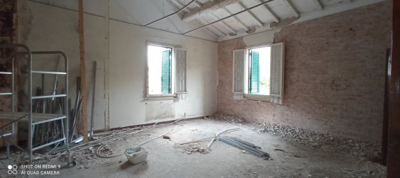 Casa de 6 habitaciónes en Pescia, Italy No. 93040 29