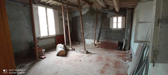 Casa de 6 habitaciónes en Pescia, Italy No. 93040 20