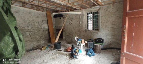 Casa de 6 habitaciónes en Pescia, Italy No. 93040 14