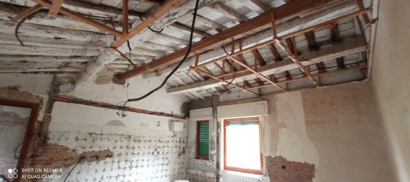 Casa de 6 habitaciónes en Pescia, Italy No. 93040 23