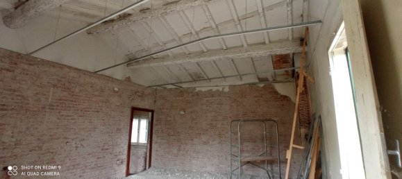 Casa de 6 habitaciónes en Pescia, Italy No. 93040 27