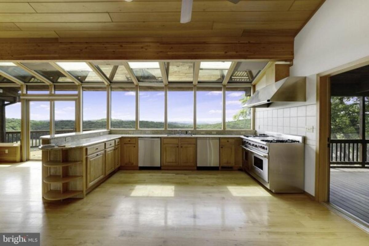 2 bedrooms House in Raphine, USA No. 407837