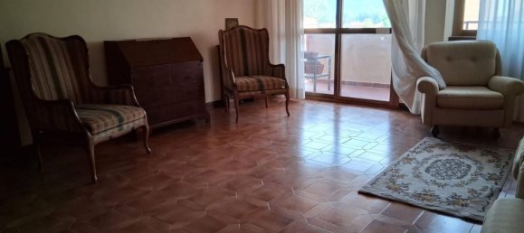 6 bedrooms Apartment in Lucca, Italy No. 379036 14