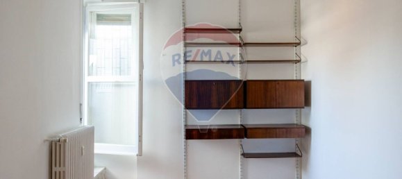 3 bedrooms Apartment in Sesto San Giovanni, Italy No. 54042 8