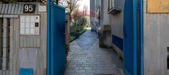 3 bedrooms Apartment in Sesto San Giovanni, Italy No. 54042 37