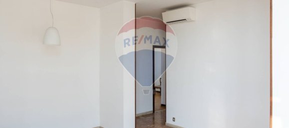 3 bedrooms Apartment in Sesto San Giovanni, Italy No. 54042 4