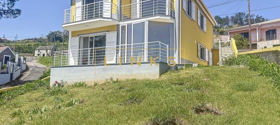 3 bedrooms Villa in Calheta, Portugal No. 146580 2