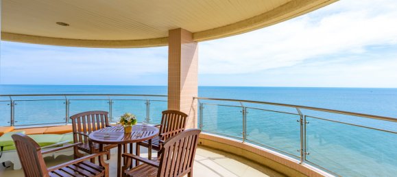 3 bedrooms Condo in Hua Hin, Thailand No. 8902 8