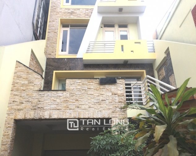 5 bedrooms House in Tay Ho, Vietnam No. 2132