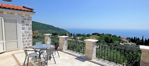 4 bedrooms Commercial property in Budva, Montenegro No. 121 16