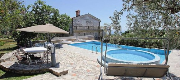 4 bedrooms Commercial property in Budva, Montenegro No. 121 6