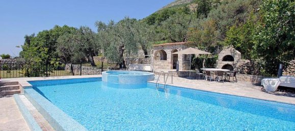 4 bedrooms Commercial property in Budva, Montenegro No. 121 5