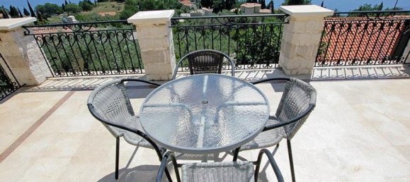 4 bedrooms Commercial property in Budva, Montenegro No. 121 17