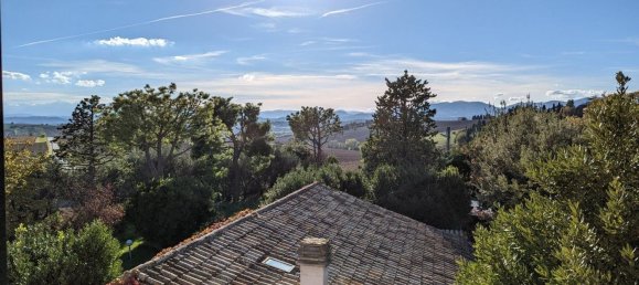 10-Zimmer Haus in Appignano, Italy, Nr. 127025 6