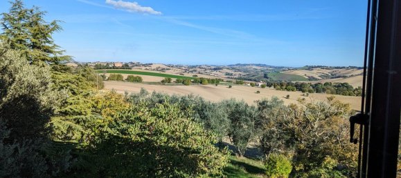 10-Zimmer Haus in Appignano, Italy, Nr. 127025 4