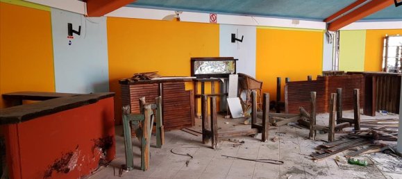 330m² Property in Polygyros, Greece No. 5073 11