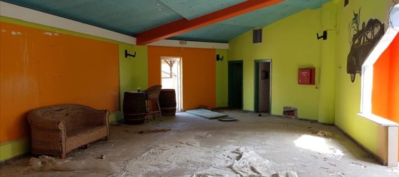 330m² Property in Polygyros, Greece No. 5073 10