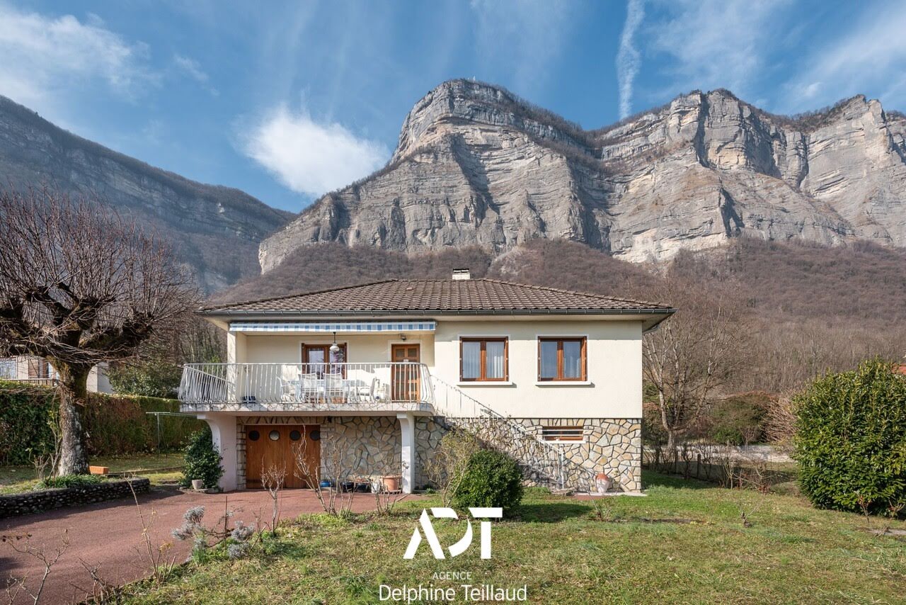 3 Schlafzimmer Haus in Crolles, France, Nr. 200225