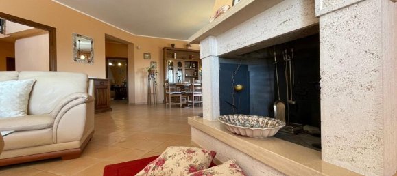 5 bedrooms Villa in Isola del Liri, Italy No. 57800 14