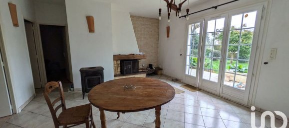 2 bedrooms Castles in Saint-Florent, France No. 214064 3