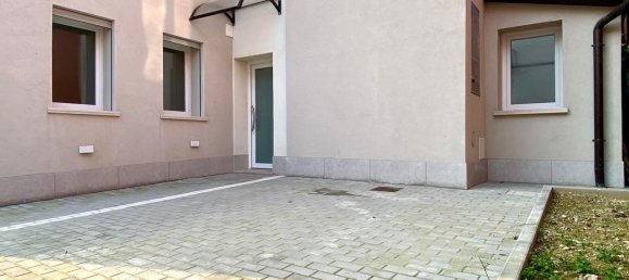 4-Zimmer Wohnung in Vicenza, Italy, Nr. 24435 2