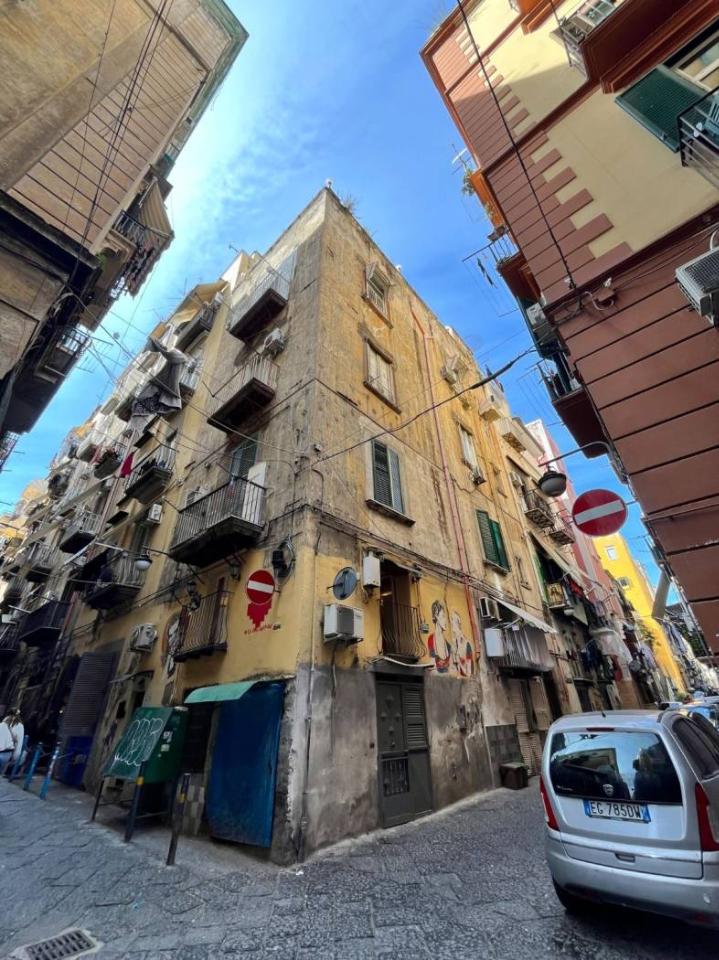 Apartamento de 2 divisões em Naples, Italy N.º 35956