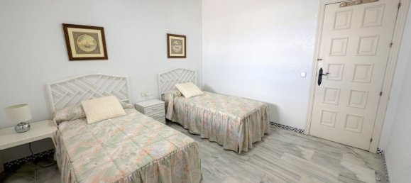 3 bedrooms Penthouse in Fuengirola, Spain No. 148644 26