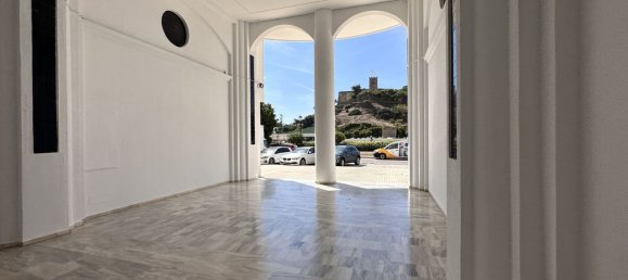 3 bedrooms Penthouse in Fuengirola, Spain No. 148644 3