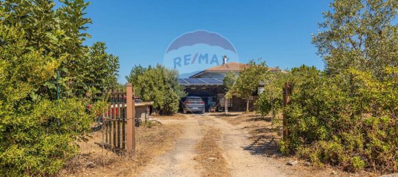 Casa de 4 dormitorios en Sassari, Italy No. 296177 11