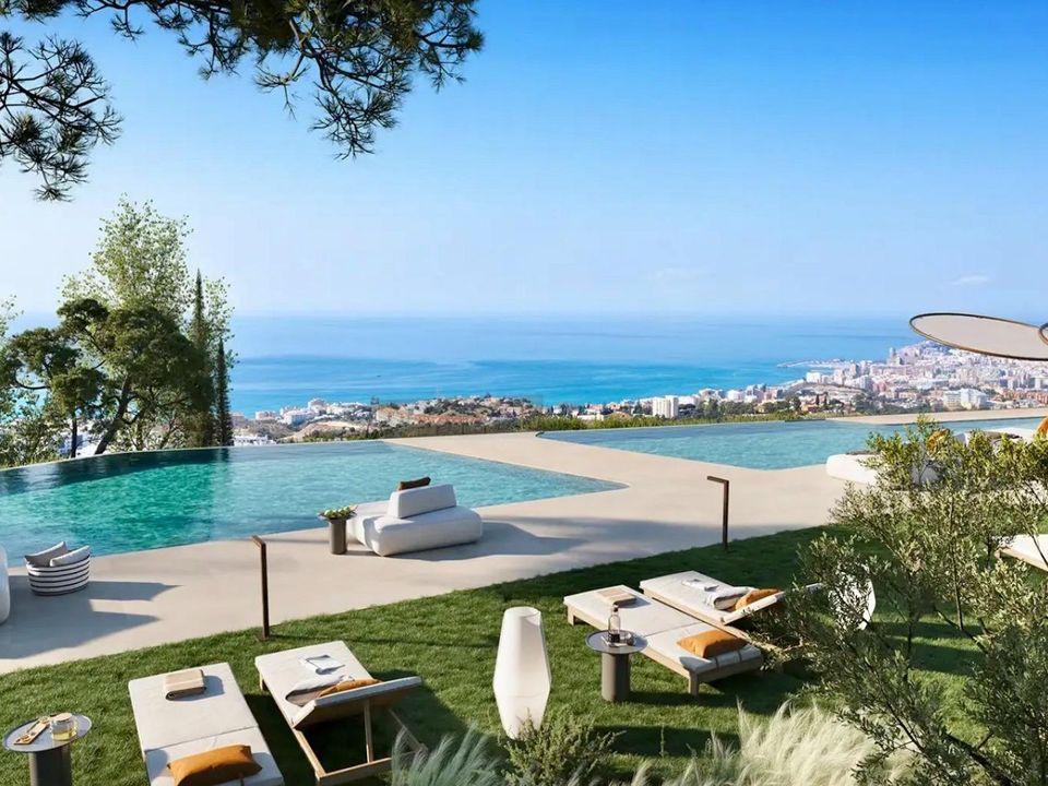 3 bedrooms Apartment in Fuengirola, Spain No. 279675