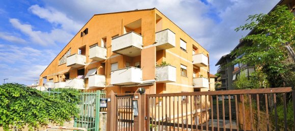 Квартира с 2 комнатами в Марино, Италия № 46881 2